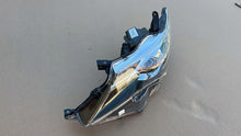 Load image into Gallery viewer, Frontscheinwerfer Toyota Auris 81130-02J61 LED Links Scheinwerfer Headlight SCH9503257124jt