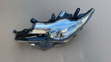 Load image into Gallery viewer, Frontscheinwerfer Toyota Auris 81130-02J61 LED Links Scheinwerfer Headlight SCH9503257124jt
