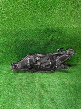 Laden Sie das Bild in den Galerie-Viewer, Frontscheinwerfer Toyota Camry 81110-33A20 LED Rechts Scheinwerfer Headlight SCH9510000149gq