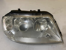 Laden Sie das Bild in den Galerie-Viewer, Frontscheinwerfer VW Sharan 7M3941016AE Xenon Rechts Scheinwerfer Headlight SCH9516106130un