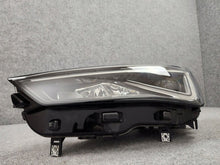 Laden Sie das Bild in den Galerie-Viewer, Frontscheinwerfer Seat Leon 5FB941007 LED Links Scheinwerfer Headlight SCH9516945141kq
