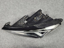 Laden Sie das Bild in den Galerie-Viewer, Frontscheinwerfer Seat Leon 5FB941007 LED Links Scheinwerfer Headlight SCH9516945141kq