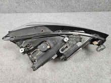 Laden Sie das Bild in den Galerie-Viewer, Frontscheinwerfer Seat Leon 5FB941007 LED Links Scheinwerfer Headlight SCH9516945141kq