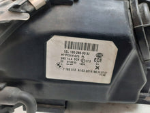 Laden Sie das Bild in den Galerie-Viewer, Frontscheinwerfer BMW 7165572 Rechts Scheinwerfer Headlight SCH9521049450tv