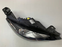 Load image into Gallery viewer, Frontscheinwerfer Peugeot 308 II 9677522980 Rechts Scheinwerfer Headlight SCH9521659722cd