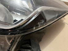 Laden Sie das Bild in den Galerie-Viewer, Frontscheinwerfer Nissan Micra I K14 26060-5FA0A LED Links Headlight SCH9523105173sg