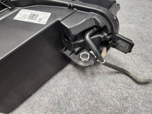 Load image into Gallery viewer, Frontscheinwerfer VW Passat 3J1941005 LED Links Scheinwerfer Headlight SCH9526533443ew