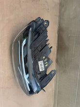 Laden Sie das Bild in den Galerie-Viewer, Frontscheinwerfer Dacia Duster 260106194R Rechts Scheinwerfer Headlight SCH9531069254an