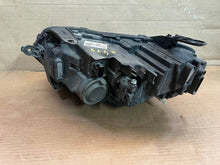 Laden Sie das Bild in den Galerie-Viewer, Frontscheinwerfer Dacia Duster 260106194R Rechts Scheinwerfer Headlight SCH9531069254an