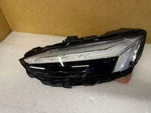 Laden Sie das Bild in den Galerie-Viewer, Frontscheinwerfer Audi A5 8W6941039 LED Links Scheinwerfer Headlight SCH9533975540yh