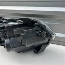 Laden Sie das Bild in den Galerie-Viewer, Frontscheinwerfer Dacia Duster 260602287R Links Scheinwerfer Headlight SCH9536883607qm