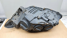 Laden Sie das Bild in den Galerie-Viewer, Frontscheinwerfer Mercedes-Benz W221 A2218204661 Rechts Scheinwerfer Headlight SCH9537306565bi