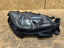 Laden Sie das Bild in den Galerie-Viewer, Frontscheinwerfer Seat Ibiza I V 6F1941006 Rechts Scheinwerfer Headlight SCH9538622301ys