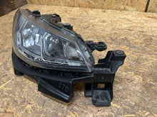 Laden Sie das Bild in den Galerie-Viewer, Frontscheinwerfer Seat Ibiza I V 6F1941006 Rechts Scheinwerfer Headlight SCH9538622301ys