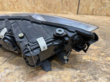 Laden Sie das Bild in den Galerie-Viewer, Frontscheinwerfer Seat Ibiza I V 6F1941006 Rechts Scheinwerfer Headlight SCH9538622301ys