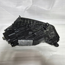 Laden Sie das Bild in den Galerie-Viewer, Frontscheinwerfer Audi Q5 80A941036E Rechts Scheinwerfer Headlight SCH9543750039en