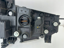 Laden Sie das Bild in den Galerie-Viewer, Frontscheinwerfer Ssangyong Korando 8310137200 Links Scheinwerfer Headlight SCH9544935039gg