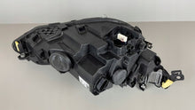 Laden Sie das Bild in den Galerie-Viewer, Frontscheinwerfer VW Golf VIII 5H1941005 LED Links Scheinwerfer Headlight SCH9549912293gj