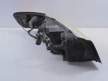Laden Sie das Bild in den Galerie-Viewer, Frontscheinwerfer Lincoln Town Car YW1X-13A045-A Links Scheinwerfer Headlight SCH9554149009uj