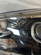Laden Sie das Bild in den Galerie-Viewer, Frontscheinwerfer Hyundai H-1 92101-4H610 Links Scheinwerfer Headlight SCH9558610031vw