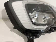 Laden Sie das Bild in den Galerie-Viewer, Frontscheinwerfer Renault Master III 260105567R Rechts Scheinwerfer Headlight SCH9564971914xh