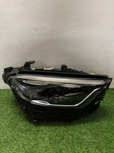 Laden Sie das Bild in den Galerie-Viewer, Frontscheinwerfer Mercedes-Benz Glc A2549062402 Rechts Scheinwerfer Headlight SCH9565090033kg