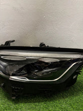 Laden Sie das Bild in den Galerie-Viewer, Frontscheinwerfer Mercedes-Benz Glc A2549062402 Rechts Scheinwerfer Headlight SCH9565090033kg