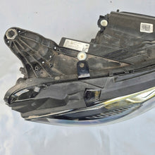 Laden Sie das Bild in den Galerie-Viewer, Frontscheinwerfer Mercedes-Benz Cls A2579066602 Rechts Scheinwerfer Headlight SCH9566333913je