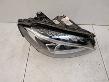 Laden Sie das Bild in den Galerie-Viewer, Frontscheinwerfer Mercedes-Benz W205 A2059062604 Rechts Scheinwerfer Headlight SCH9569119335sk