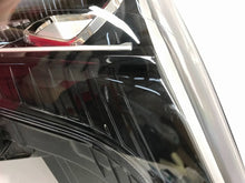 Laden Sie das Bild in den Galerie-Viewer, Frontscheinwerfer Kia Picanto 92101G6500 Links Scheinwerfer Headlight SCH9569479088tp