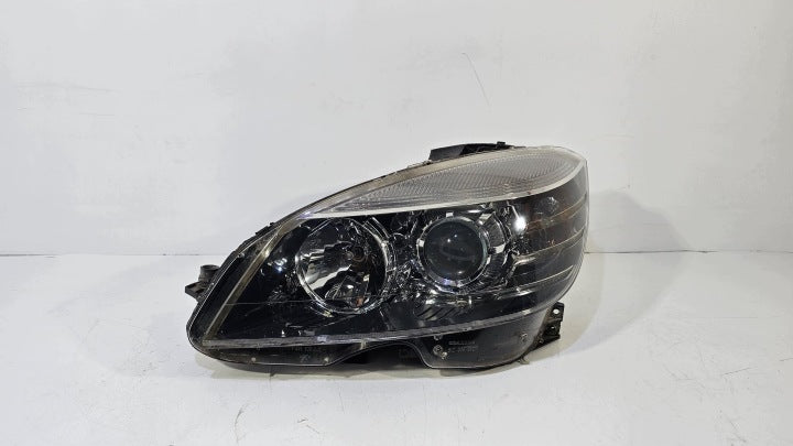 Frontscheinwerfer Mercedes-Benz W204 12373823 Links Scheinwerfer Headlight SCH9571728202mr