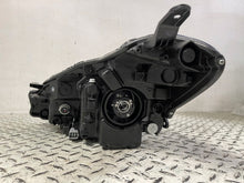 Laden Sie das Bild in den Galerie-Viewer, Frontscheinwerfer Toyota Yaris 81130-0DK10 Rechts Scheinwerfer Headlight SCH9577267957df