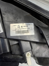 Laden Sie das Bild in den Galerie-Viewer, Frontscheinwerfer BMW X1 E84 90004358 Rechts Scheinwerfer Headlight SCH9581117384vy
