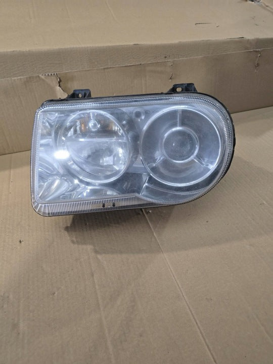 Frontscheinwerfer Chrysler 300c 04805761AL Links Scheinwerfer Headlight SCH9583863833di