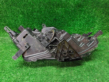 Laden Sie das Bild in den Galerie-Viewer, Frontscheinwerfer Nissan Qashqai II 100-19011 Links Scheinwerfer Headlight SCH9584039015ti