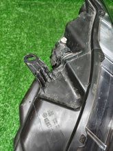 Laden Sie das Bild in den Galerie-Viewer, Frontscheinwerfer Nissan Qashqai II 100-19011 Links Scheinwerfer Headlight SCH9584039015ti