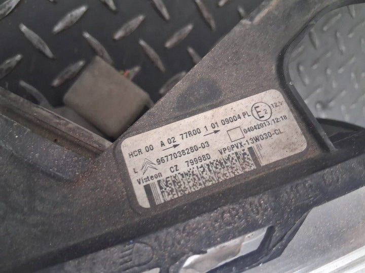 Frontscheinwerfer Citroën C3 II 9677033880 Ein Satz Scheinwerfer Headlight SCH9586000413gx