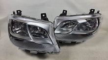 Laden Sie das Bild in den Galerie-Viewer, Frontscheinwerfer Mercedes-Benz Sprinter 90139089AF Ein Satz Headlight SCH9590917536of