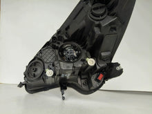 Laden Sie das Bild in den Galerie-Viewer, Frontscheinwerfer Opel Corsa E 39108223 1EF011830-02 Rechts Headlight SCH9592207282mt