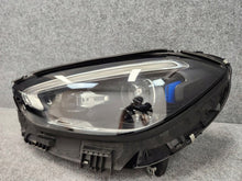 Laden Sie das Bild in den Galerie-Viewer, Frontscheinwerfer Mercedes-Benz W206 A2069065304 LED Links Headlight SCH9595533311kd