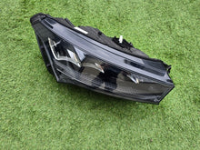 Laden Sie das Bild in den Galerie-Viewer, Frontscheinwerfer Skoda Enyaq 5LB941016F Rechts Scheinwerfer Headlight SCH9596509047gd