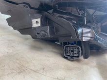 Laden Sie das Bild in den Galerie-Viewer, Frontscheinwerfer Mazda 6 GRF5-51030 LED Rechts Scheinwerfer Headlight SCH9597620151au