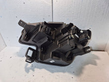 Load image into Gallery viewer, Frontscheinwerfer Ford R2KB-13E016-CH R2KB13E016CH Rechts Scheinwerfer Headlight SCH9598386518cd
