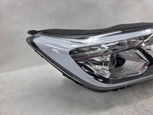 Laden Sie das Bild in den Galerie-Viewer, Frontscheinwerfer Hyundai I Rexton W 8310236030 Rechts Scheinwerfer Headlight SCH9602008190ua