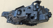Laden Sie das Bild in den Galerie-Viewer, Frontscheinwerfer Volvo Xc60 32133545 LED Rechts Scheinwerfer Headlight SCH9610381821vz