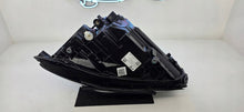 Laden Sie das Bild in den Galerie-Viewer, Frontscheinwerfer Mercedes-Benz W247 A2479061004 LED Rechts Headlight SCH9610469988mv