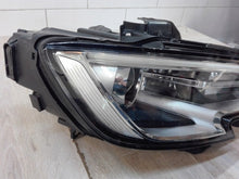 Laden Sie das Bild in den Galerie-Viewer, Frontscheinwerfer Audi A3 8V0941006E Xenon Rechts Scheinwerfer Headlight SCH9621881660ow