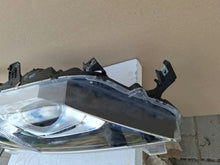 Laden Sie das Bild in den Galerie-Viewer, Frontscheinwerfer Mitsubishi Eclipse Cross 668846759 Rechts Headlight SCH9621942009ee