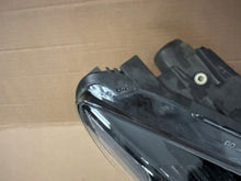 Laden Sie das Bild in den Galerie-Viewer, Frontscheinwerfer Ford Kuga III L90187839 Rechts Scheinwerfer Headlight SCH9622642297ev