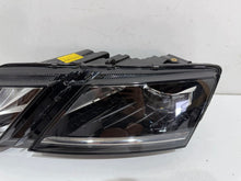 Load image into Gallery viewer, Frontscheinwerfer Skoda Octavia III 5E1941015F Links Scheinwerfer Headlight SCH9625191933ts